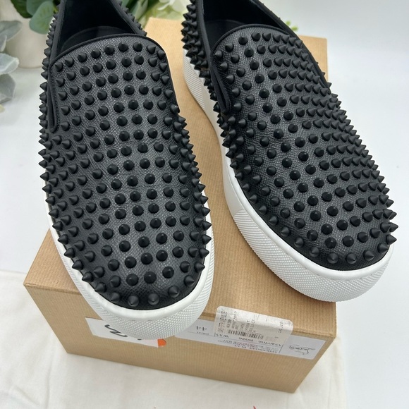 Men\'s Christian Louboutin roller boat slip on sneakers size 44 made in Italy